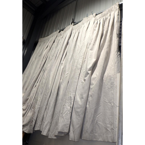 816 - Two pairs of cream curtains, approx 260cm drop