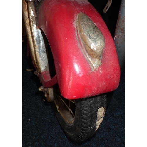 23 - A novelty motorbike lamp, continental plug