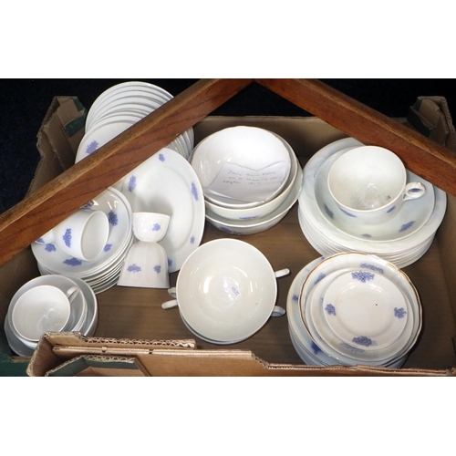 67 - A very large qty of similar matching dinner ware, Blue Chelsea af. Daisy Bank Adderley