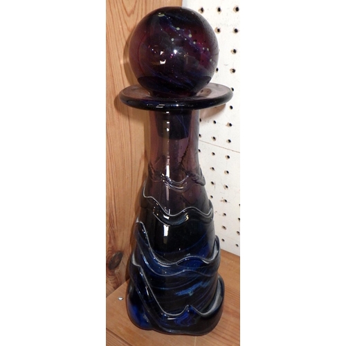 88 - A Mdina swirl decanter and vase