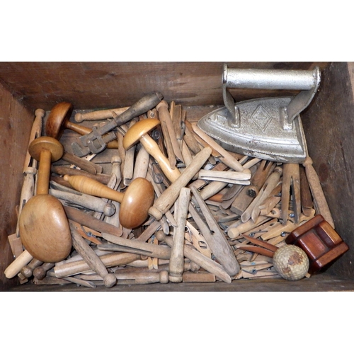 105 - A qty of misc wooden ware to inc pegs, carvings etc (2)