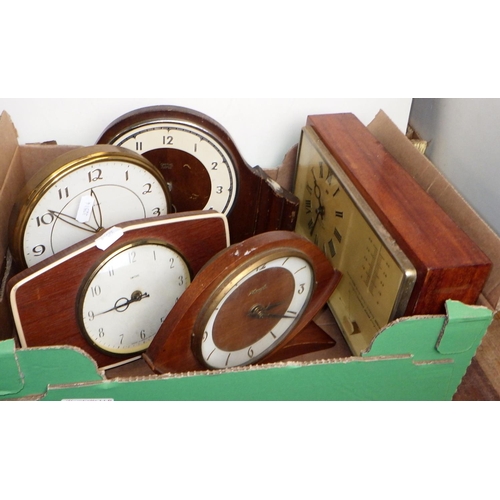 159 - A group of five mid-century mantle clocks