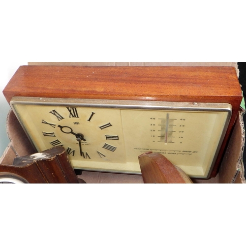 159 - A group of five mid-century mantle clocks