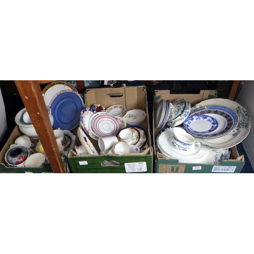 165 - A qty of misc ceramic plates etc af (3)