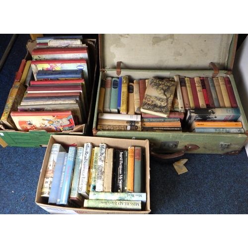 170 - A qty of misc books to inc children's annuals etc (3)