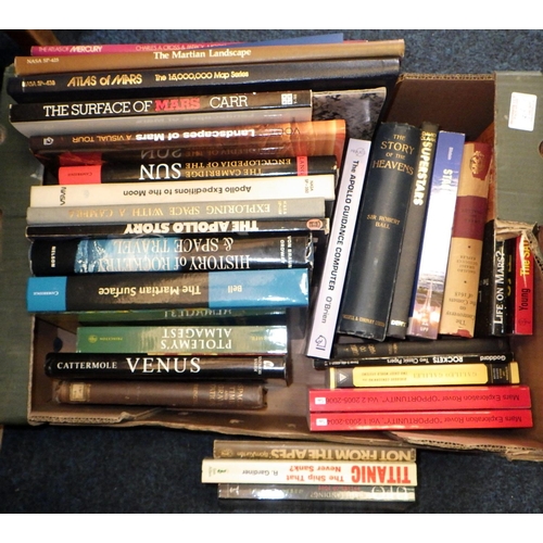 182 - A large quantity of miscellaneous books (5)