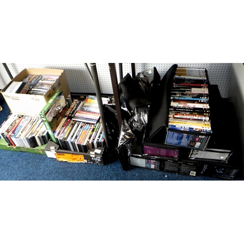 216 - A large qty of Dvds (qty)