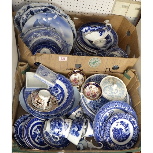 226 - A qty of misc blue & white plates etc (2)