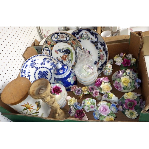 233 - A large qty of misc ceramics & collectables (5)