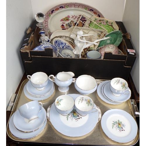 254 - An Aynsley part tea set together with a qty of misc ceramics, glass etc (2)