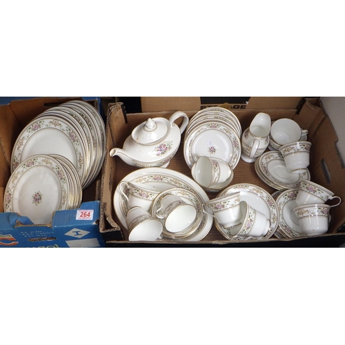 264 - A qty of Royal Doulton dinner & tea service (2)