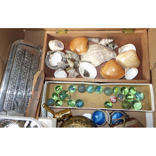 293 - A collectors lot to inc silver caddy spoon, oriental white metal spoons, shells, marbles etc