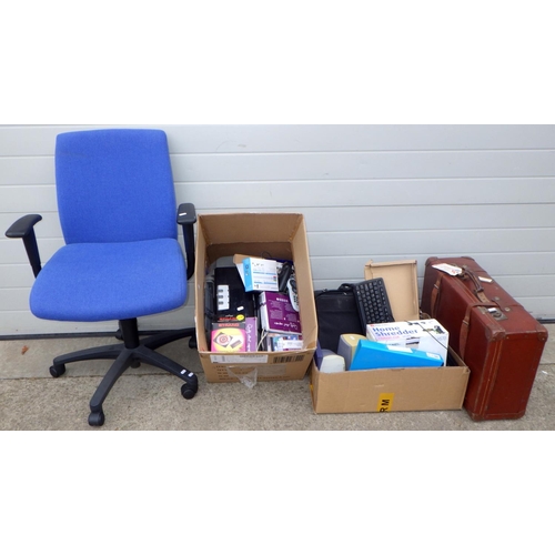 604 - An office chair, computer keyboards, Epsom printer & cartridges, suitcase