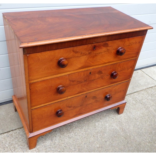 644 - A Victorian mahogany three drawer chest, missing side moulding, 96cm wide