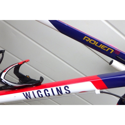 653 - A Wiggins Rouen 700 bicycle