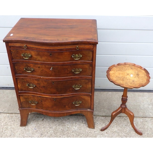 657 - A small serpentine fronted walnut chest of drawers with brushing slide 59cm wide together with a win... 
