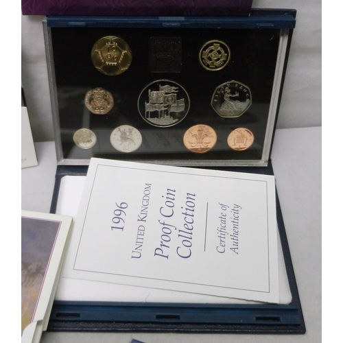 306 - A group of £5 commemorative coins etc, most Royal Mint issue and royal interest.