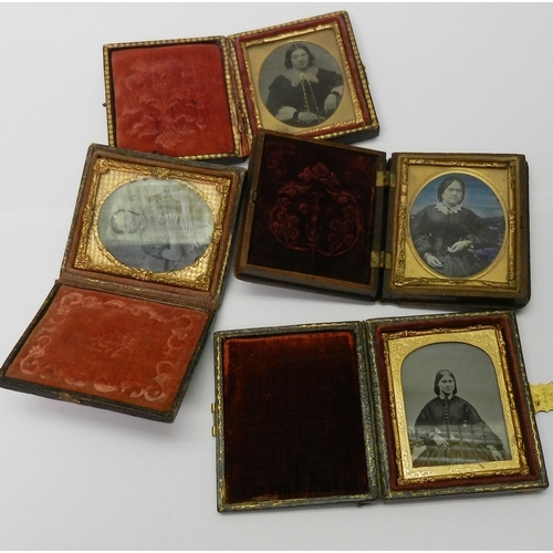 339 - Victorian photography: a tinted ambrotype portrait of a lady presented in a moulded composite case, ... 