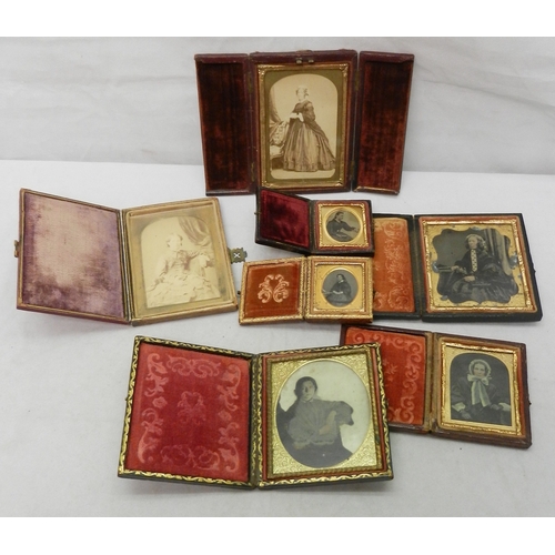 340 - Victorian photography: two miniature cased ambrotype portraits of young women, each case approx 43 c... 