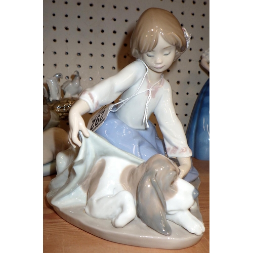 292 - Two Lladro figure groups