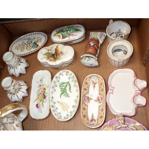 325 - A qty of 19thC and later ceramics to inc pin trays etc