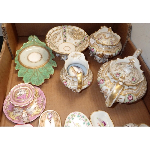 325 - A qty of 19thC and later ceramics to inc pin trays etc