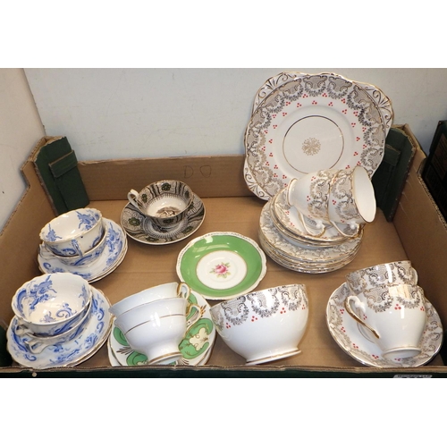 387 - A small group of misc cups & saucers