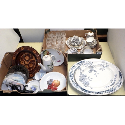 392 - A qty of misc ceramics and glass to inc a Coalport  part tea set etc (qty)