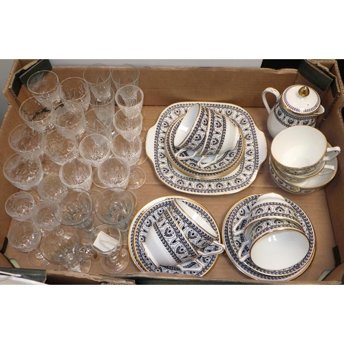 392 - A qty of misc ceramics and glass to inc a Coalport  part tea set etc (qty)