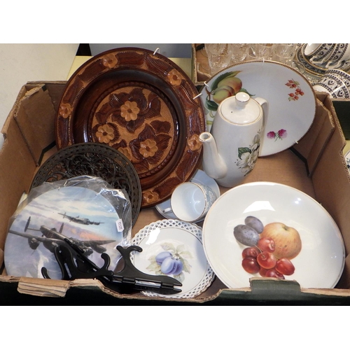 392 - A qty of misc ceramics and glass to inc a Coalport  part tea set etc (qty)