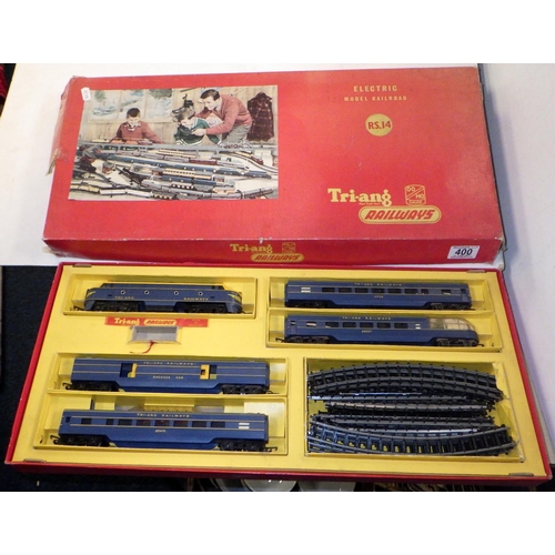 400 - A Tri-ang boxed train set