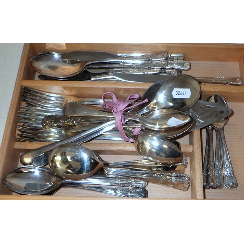 402 - A quantity of plated cutlery