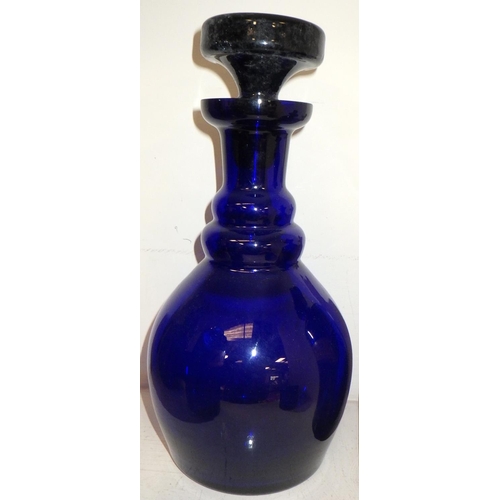 419 - Two Apothecary blue bottles together with a Bristol blue decanter and a small jar (4)