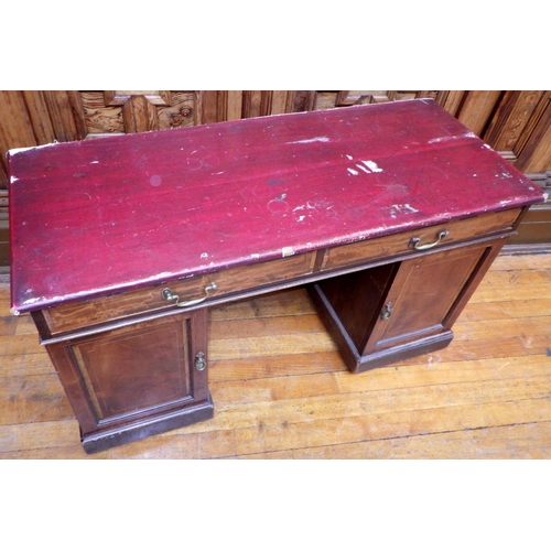 717 - An Edwardian mahogany dressing table with later covered top (a/f), 133cm wide ex Bootham Park Hospit... 