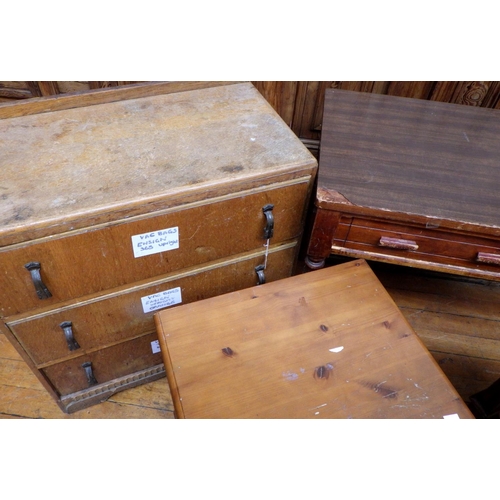 766 - A modern pine bedside chest, a coffee table, side table and a chest of drawers (4) (a/f), ex Bootham... 