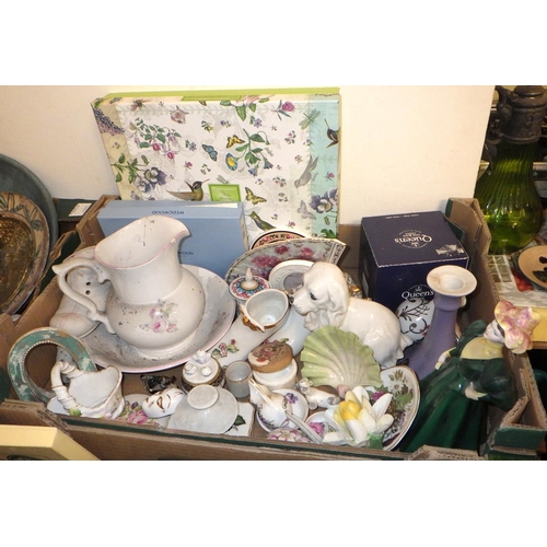 533 - A large qty of misc collectables to inc ceramics, metal wares etc AF (5)