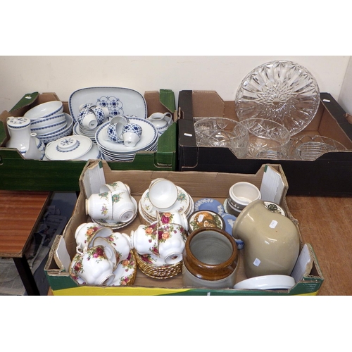 560 - Six Royal Albert trios together with miscellaneous ceramics and glassware (3)