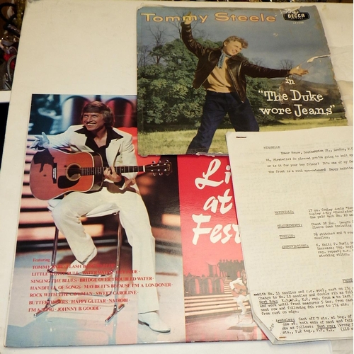 580 - A small group of Tommy Steele memorabilia