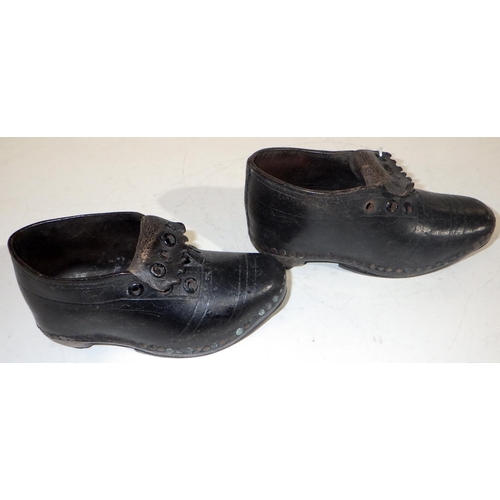492 - A pair of 19thC children's shoes 16cm long