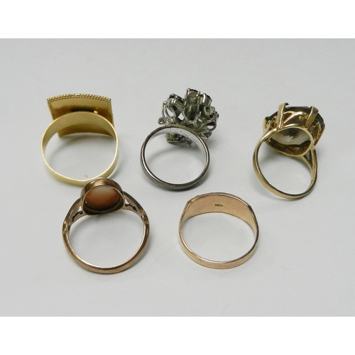 61 - A cocktail ring, 9ct gold, stone chipped; a 9ct gold turquoise and ruby ring, a/f stones lacking / c... 