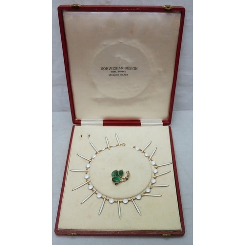 77 - A David Andersen star burst necklace, gilt white metal and white enamel marked D-A Norway Sterling 9... 