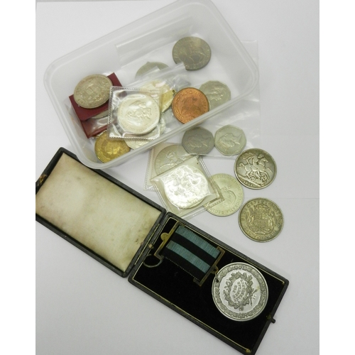 168 - A George VI (IIII) 1921 crown; a George VI 1937 crown; other coins incl commemorative crowns, etc