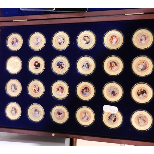 178 - A qty of costume jewellery together with a cased set of royal commemorative medallions.