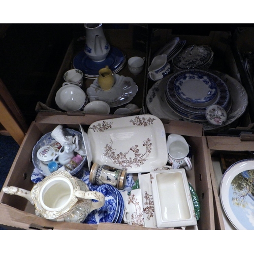 137 - A large qty of misc ceramics and glass ware, af (5)