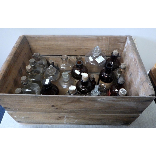 23 - A large qty of misc apothecary bottles in crates (2)