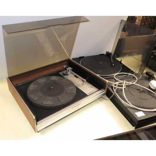 156 - A Goldring G101 turn table together with a Fisher turntable and another together with a qty of stylu... 