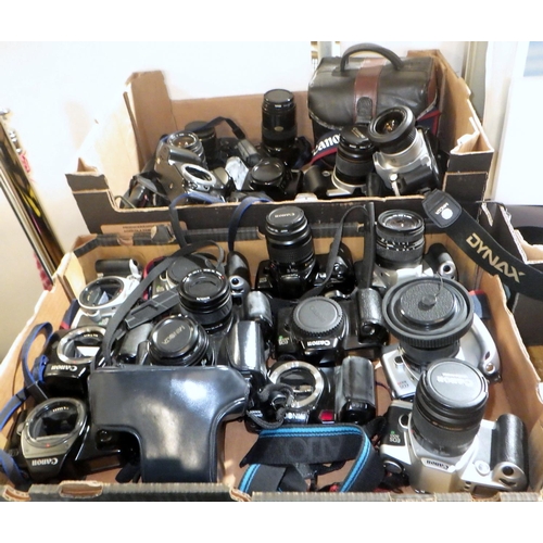 294 - A large group of various cameras (2)