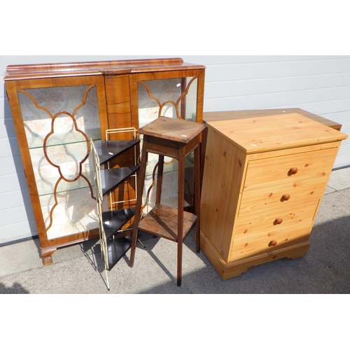 728 - A 1930's walnut China cabinet, glass cracked, modern chest of drawers, plant stand & corner stand (4... 