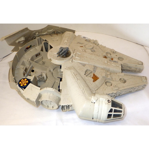 16 - A large Star Wars Millennium Falcon & large AT-AT af (2)