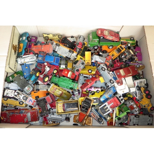 33 - A qty of die-cast models incl cars and lorries, Dinky, Matchbox, Corgi etc.  Most a/f (2)